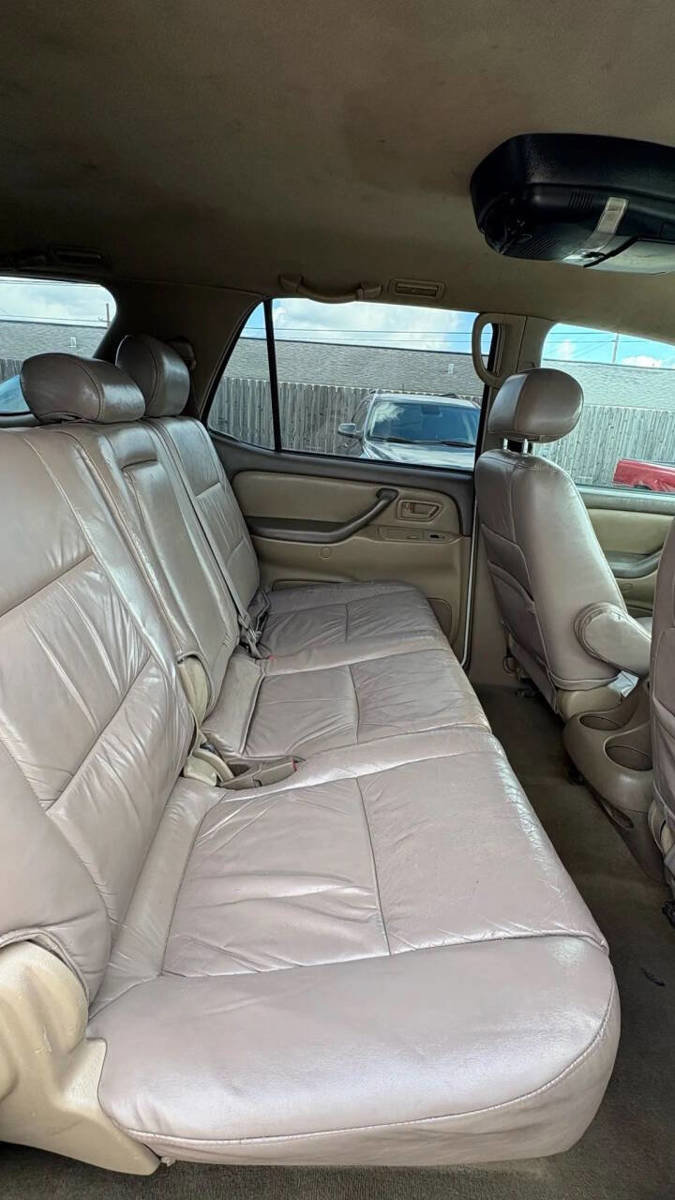 Used 2004 Toyota Sequoia SR5 image 9