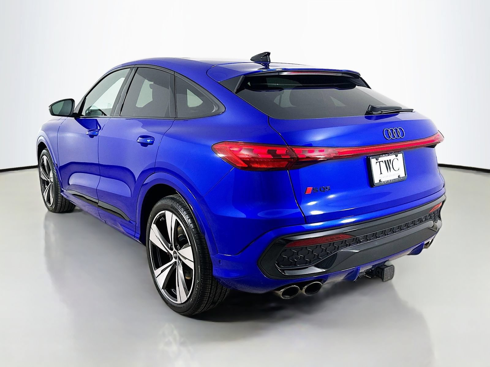 New 2026 Audi SQ5 Premium Plus AWD/4WD image 7