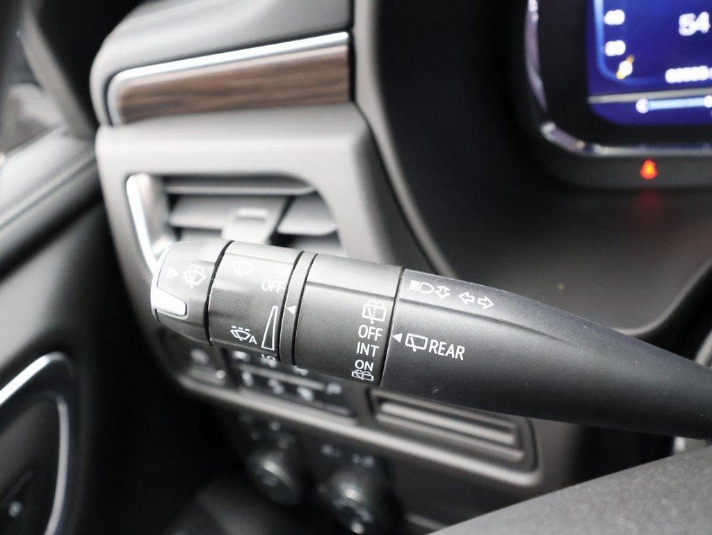 Certified 2022 Chevrolet Tahoe Z71 w/ Luxury Package image 17