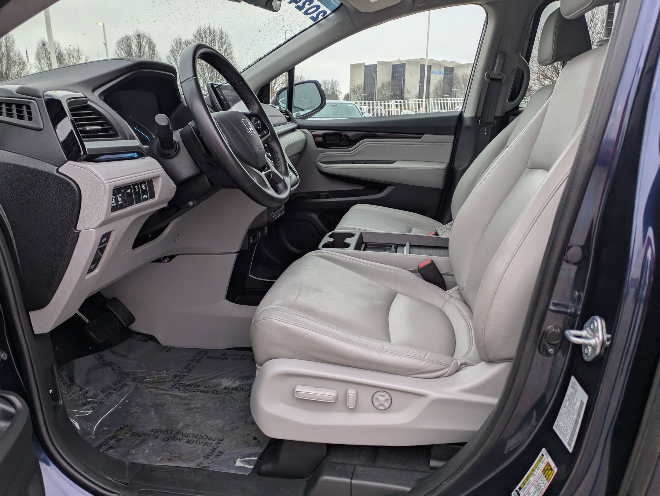 Certified 2024 Honda Odyssey Touring image 13