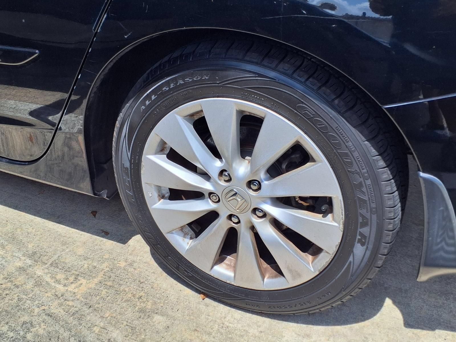 Used 2015 Honda Accord EX-L image 9