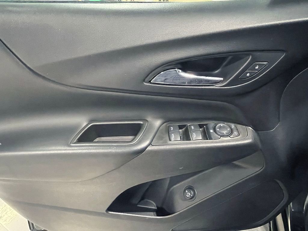 Used 2021 Chevrolet Equinox LT image 20