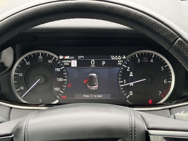 Used 2023 Land Rover Range Rover Evoque R-Dynamic SE image 24