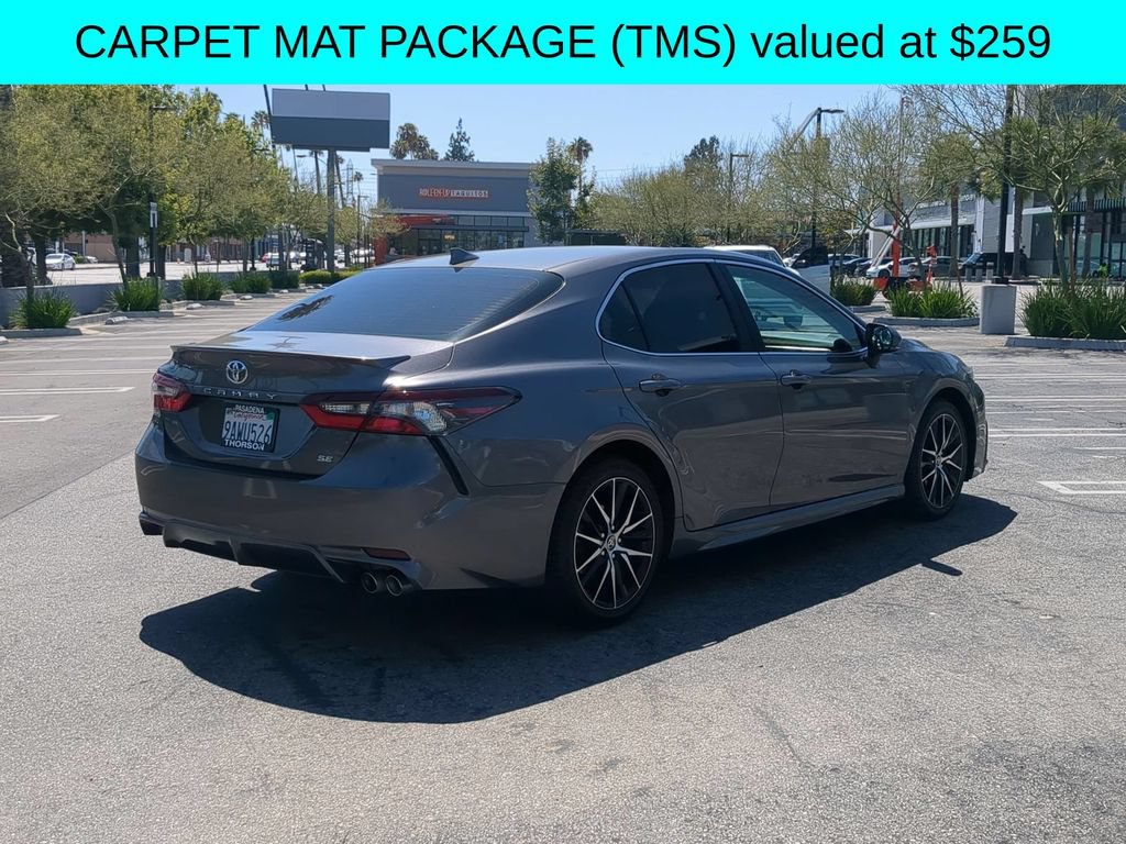 Used 2022 Toyota Camry SE w/ Carpet Mat Package (TMS) FWD image 9