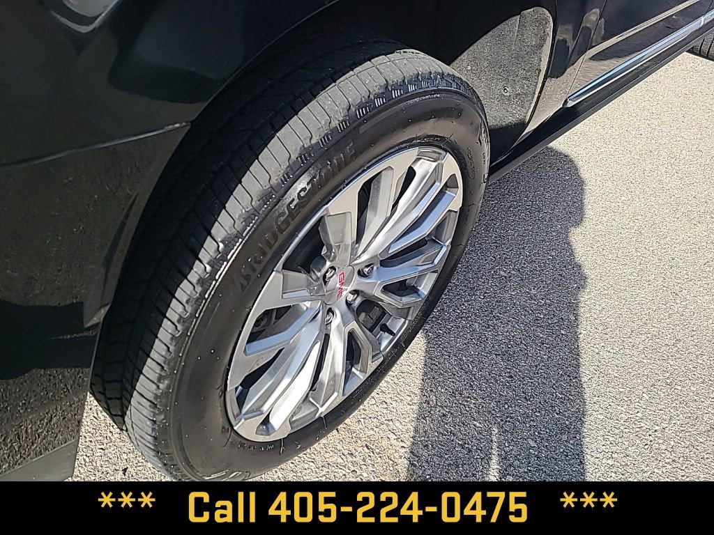 Used 2021 GMC Yukon XL Denali w/ Denali Premium Package image 22