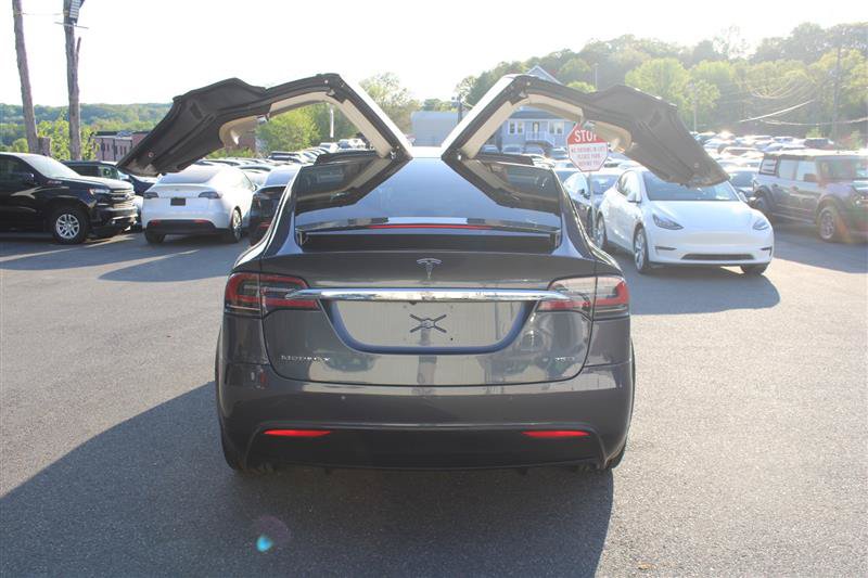 Used 2016 Tesla Model X 75D AWD/4WD image 8