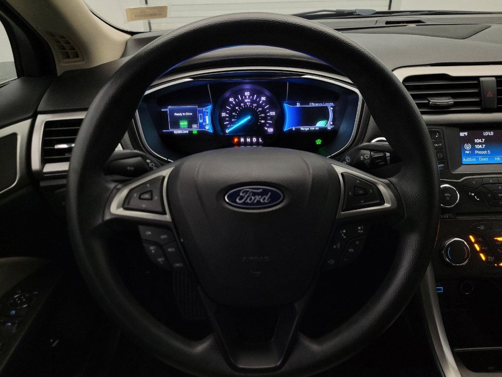 Used 2018 Ford Fusion S FWD image 22