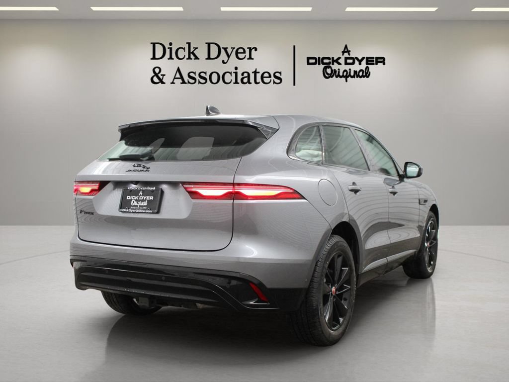 Used 2022 Jaguar F-PACE S AWD/4WD image 11