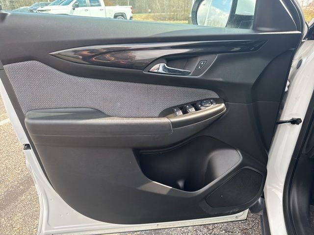 Used 2024 Chevrolet TrailBlazer LT w/ LT Cold Weather Package AWD/4WD image 9