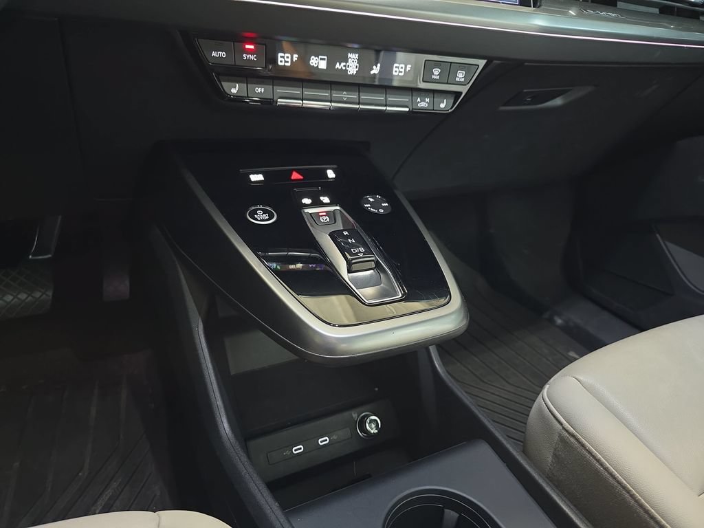 Certified 2023 Audi Q4 e-tron Premium Plus w/ Premium Plus AWD/4WD image 26