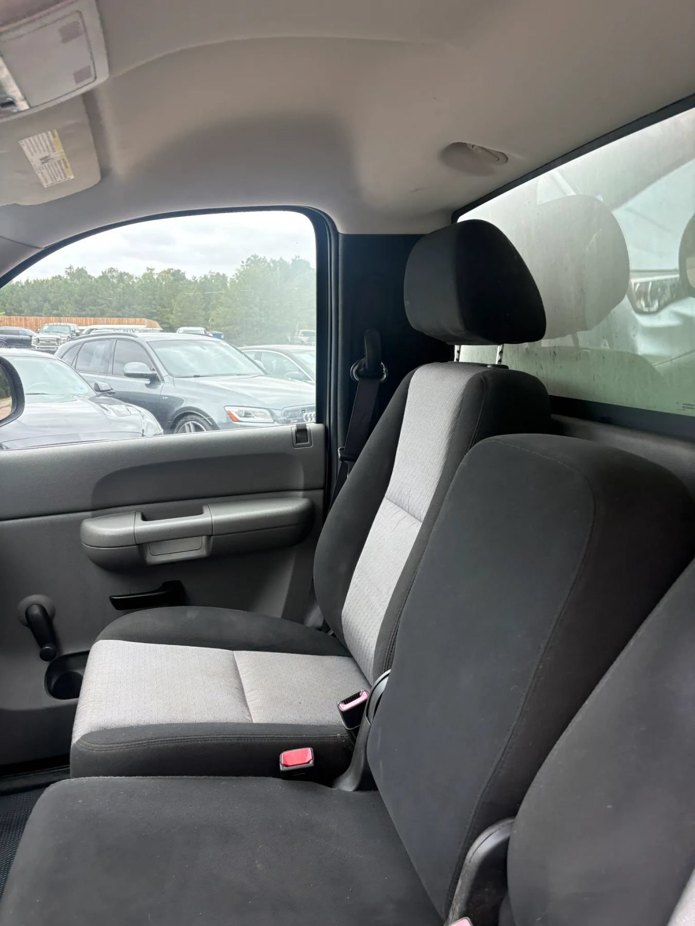 Used 2009 Chevrolet Silverado 1500 W/T w/ Skid Plate Package AWD/4WD image 12