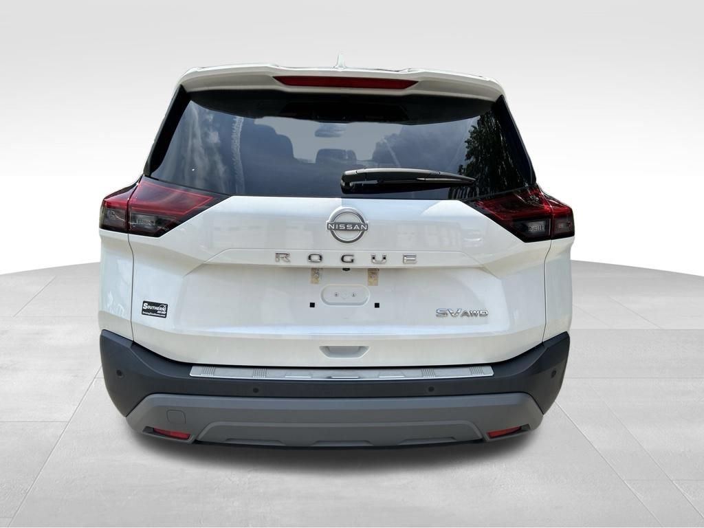 Used 2023 Nissan Rogue SV AWD/4WD image 4