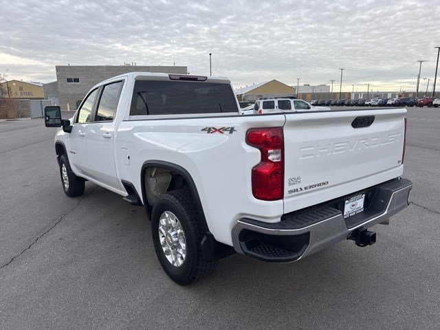 Used 2022 Chevrolet Silverado 2500 LT w/ Fleet Comfort Package image 5