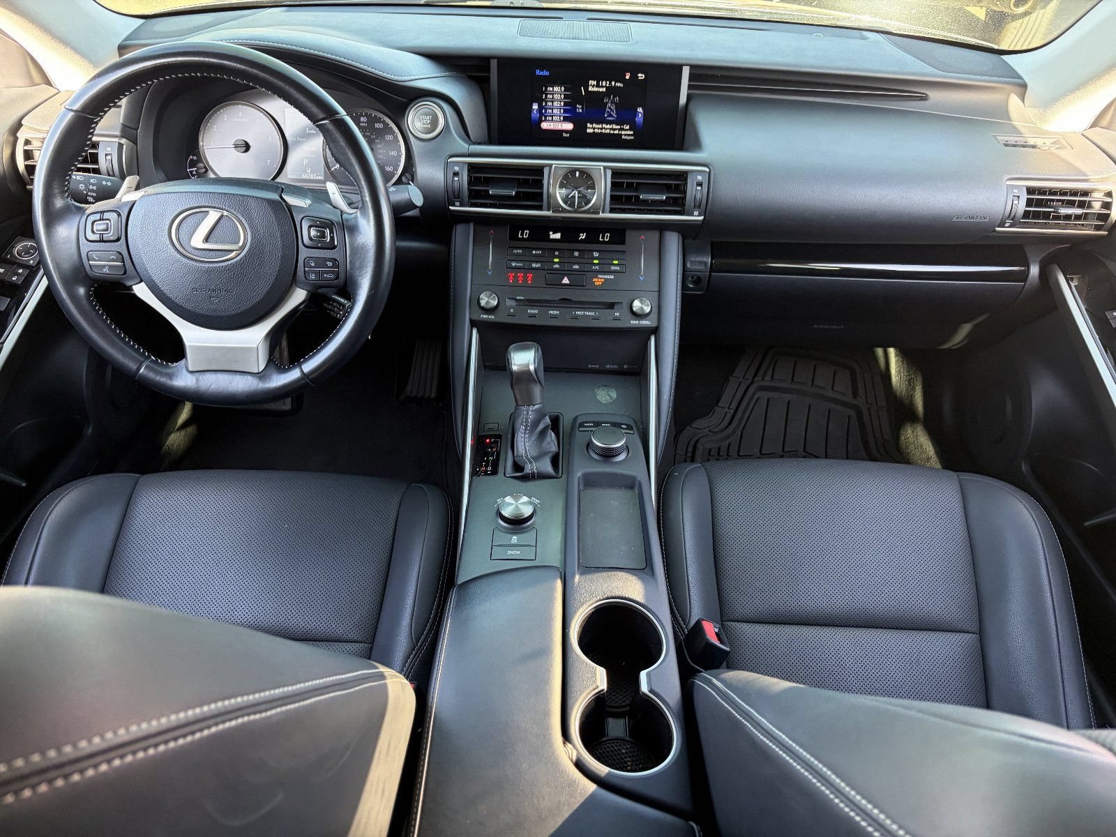 Used 2020 Lexus IS 300 RWD image 16