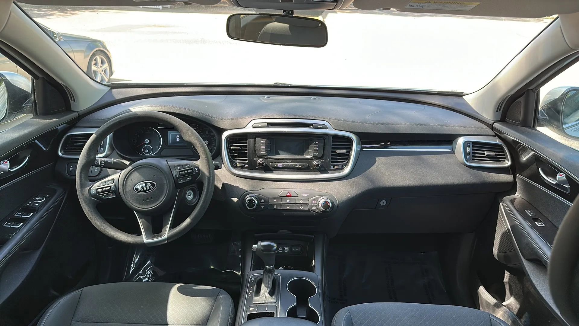 Used 2016 Kia Sorento LX image 24