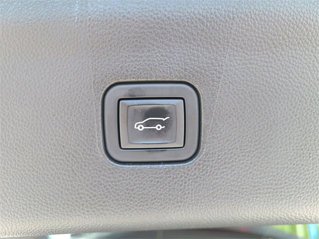 Used 2024 Buick Enclave Essence w/ Technology Package image 11