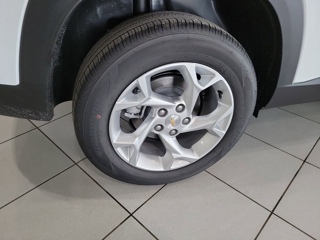 New 2026 Chevrolet Trax LS w/ LS Convenience Package image 8