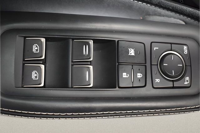 Used 2021 Lexus LS 500 AWD w/ Luxury Package image 21