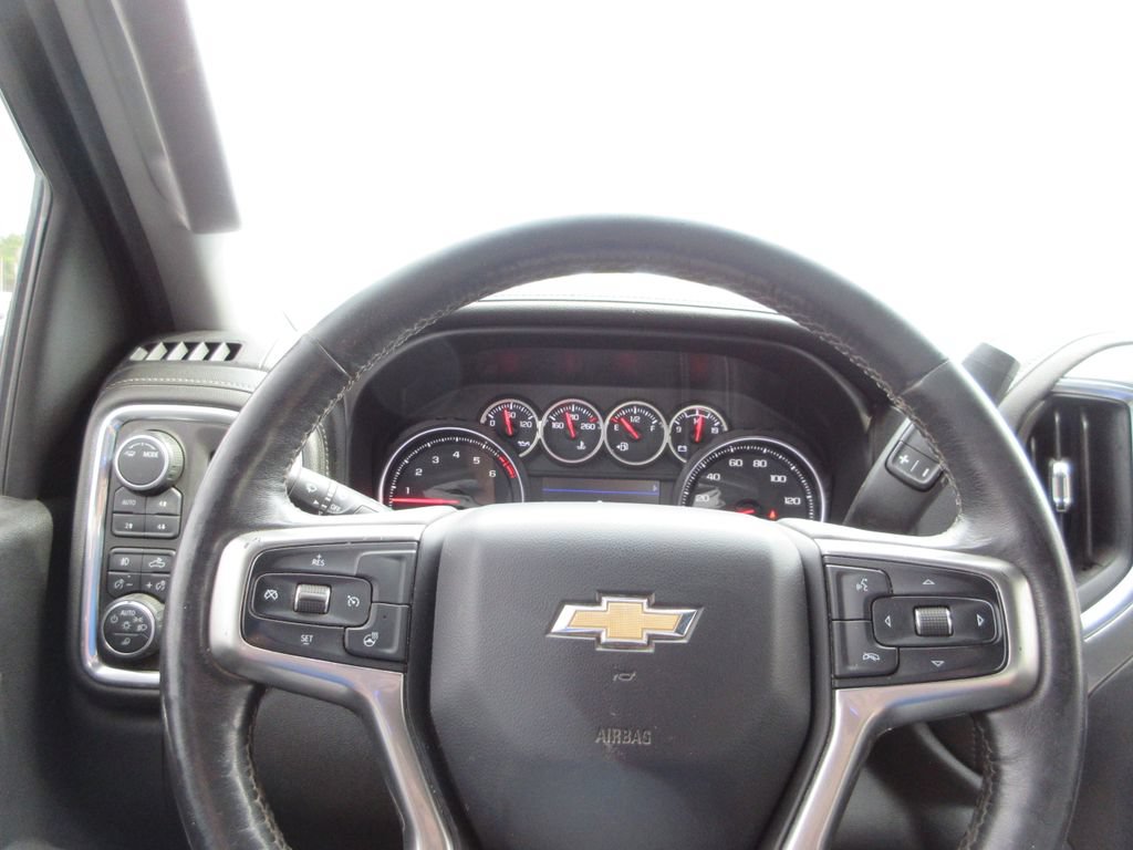 Certified 2020 Chevrolet Silverado 2500 LTZ w/ LTZ Convenience Package AWD/4WD image 31