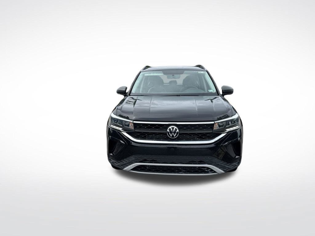 Used 2022 Volkswagen Taos S AWD/4WD image 3