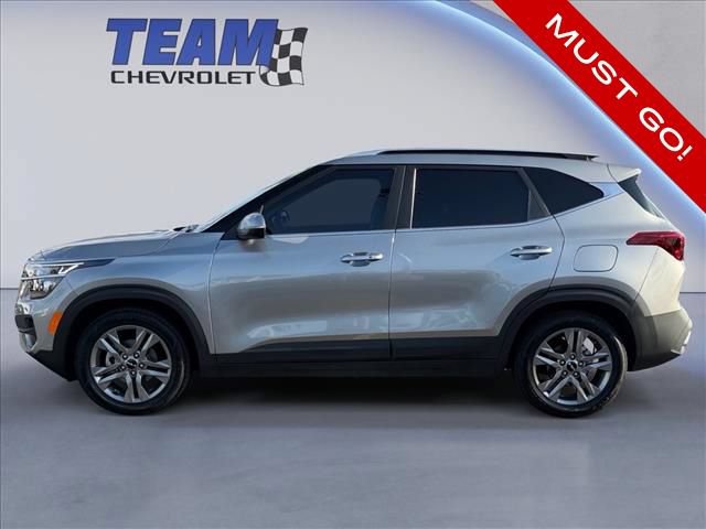 Used 2023 Kia Seltos S FWD image 2