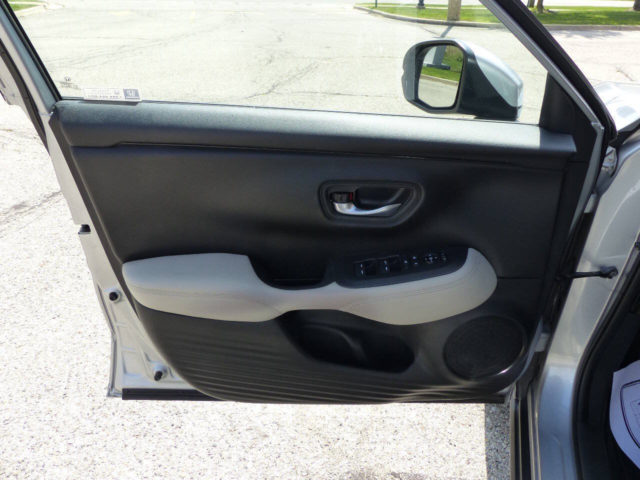 Used 2023 Honda HR-V LX image 19