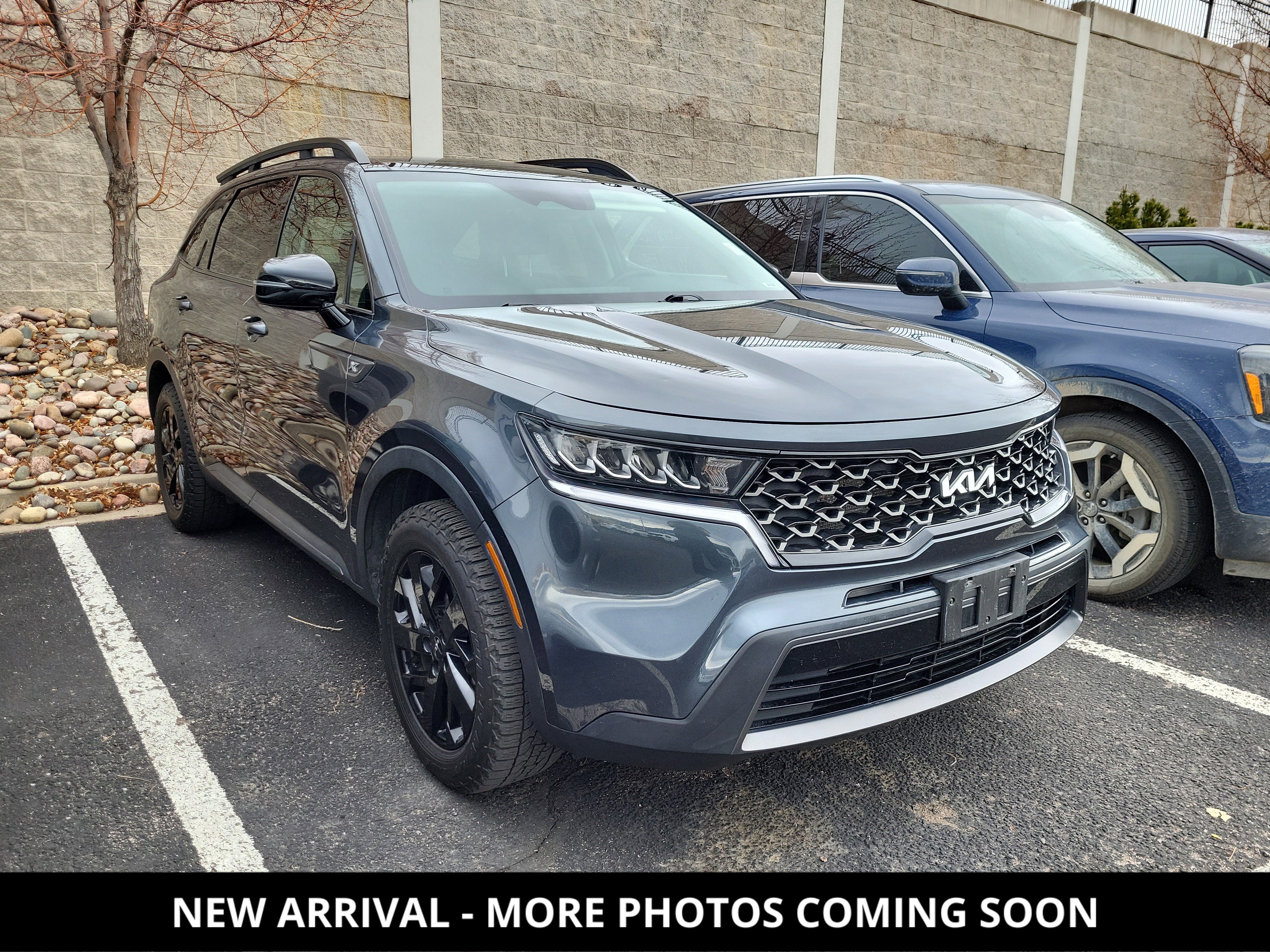 Used 2023 Kia Sorento S w/ Panoramic Sunroof Package