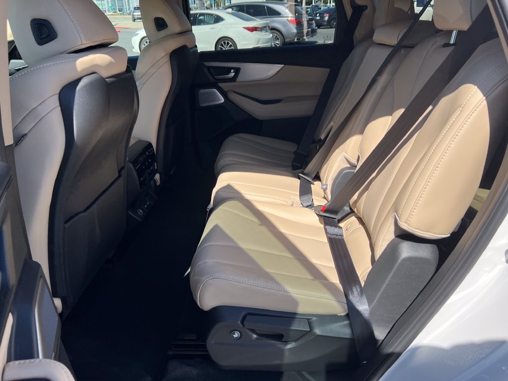 Certified 2026 Acura MDX w/ Technology Package AWD/4WD image 29