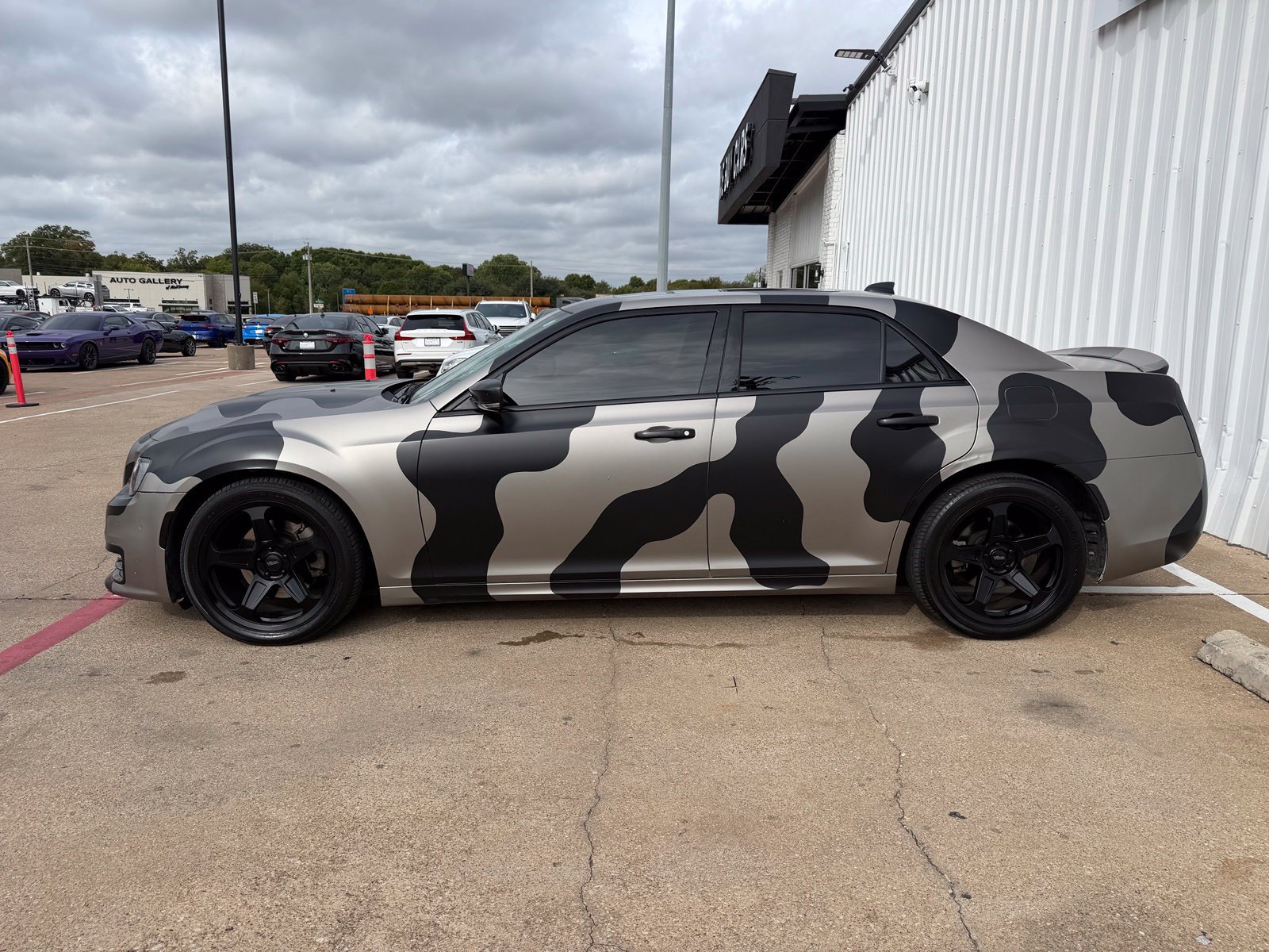 Used 2022 Chrysler 300 S w/ Comfort Group RWD image 3