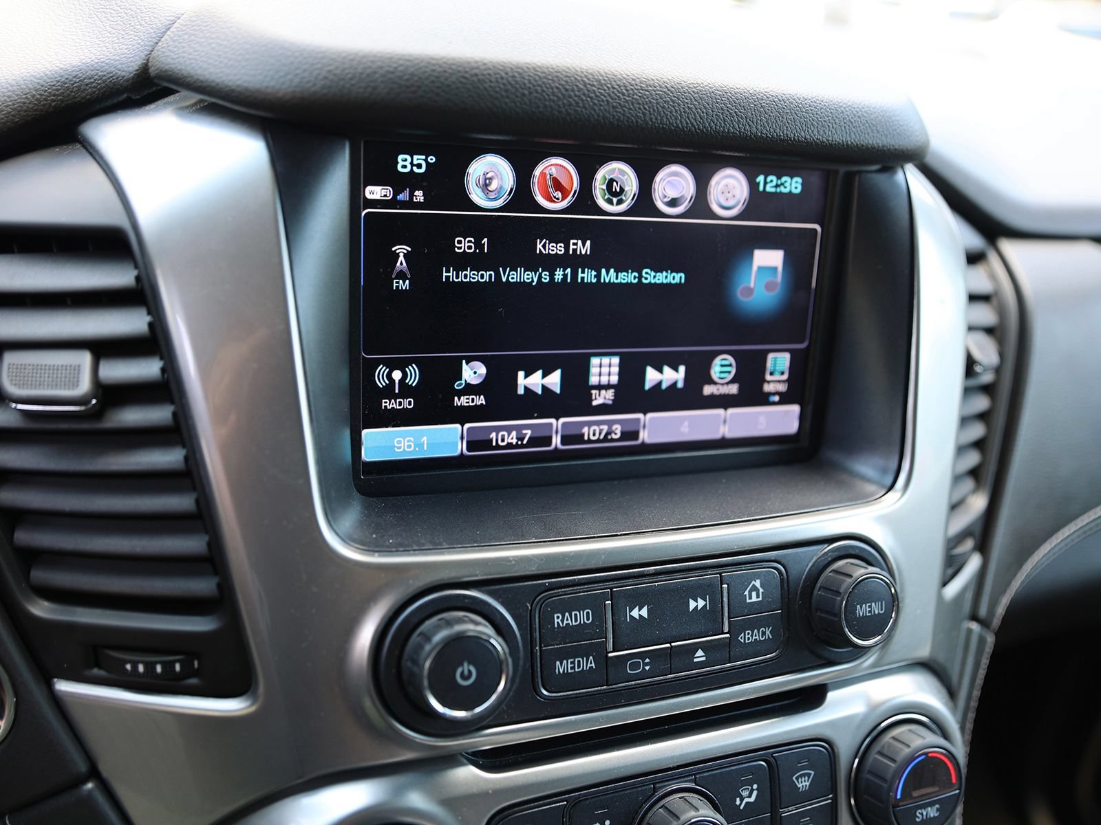 Used 2017 Chevrolet Tahoe LT AWD/4WD image 29