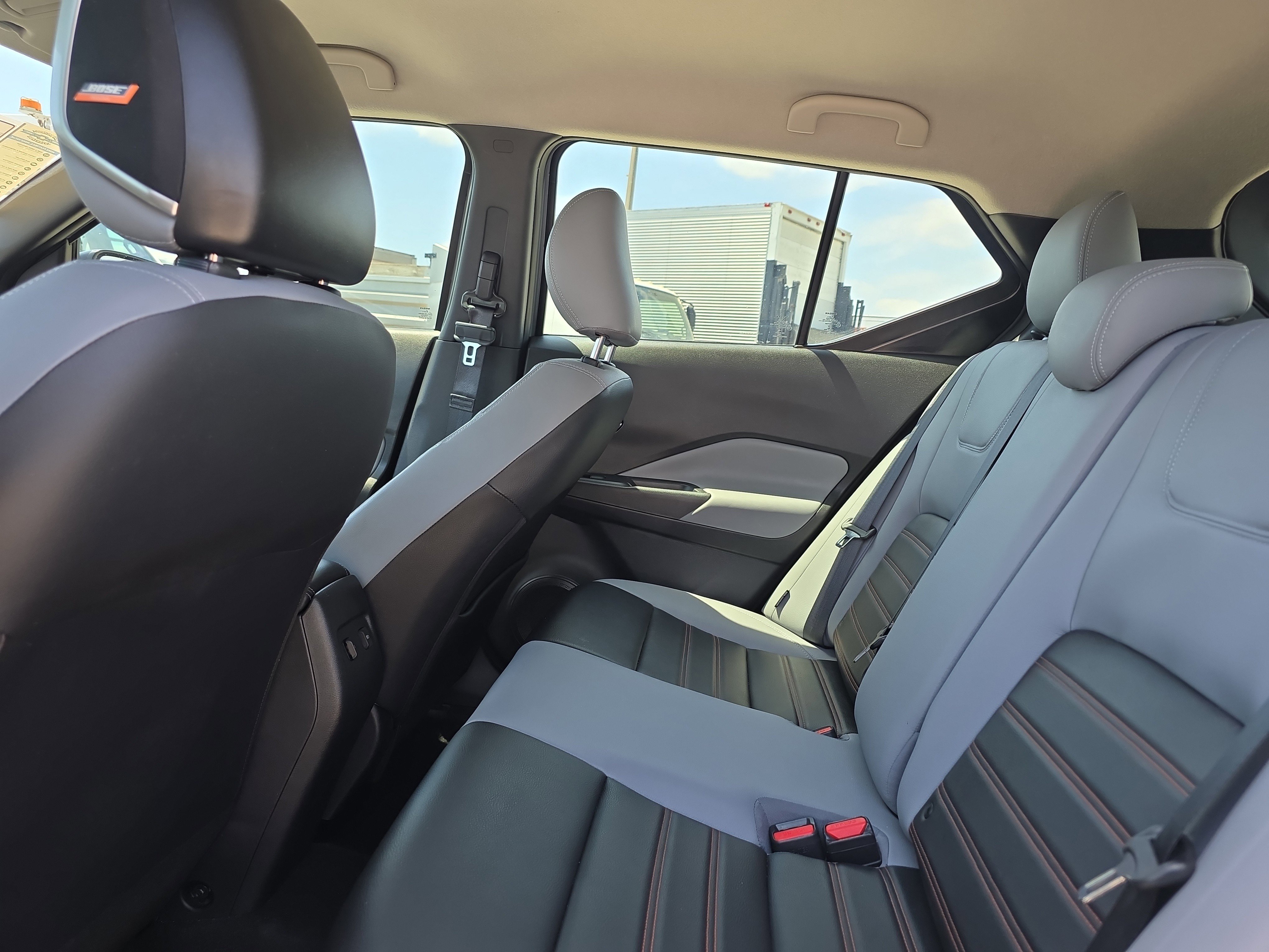 Used 2022 Nissan Kicks SR w/ Premium Package image 17