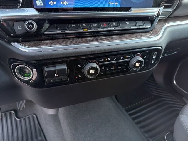 Used 2025 Chevrolet Silverado 1500 LT image 14