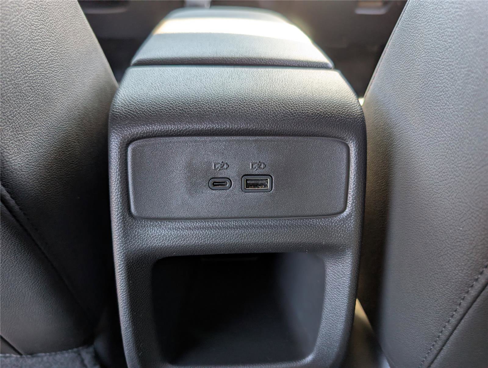 New 2026 Chevrolet Trax RS FWD image 11