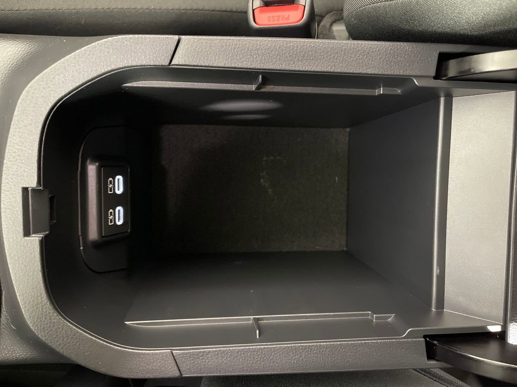 Certified 2025 Toyota RAV4 LE AWD/4WD image 23