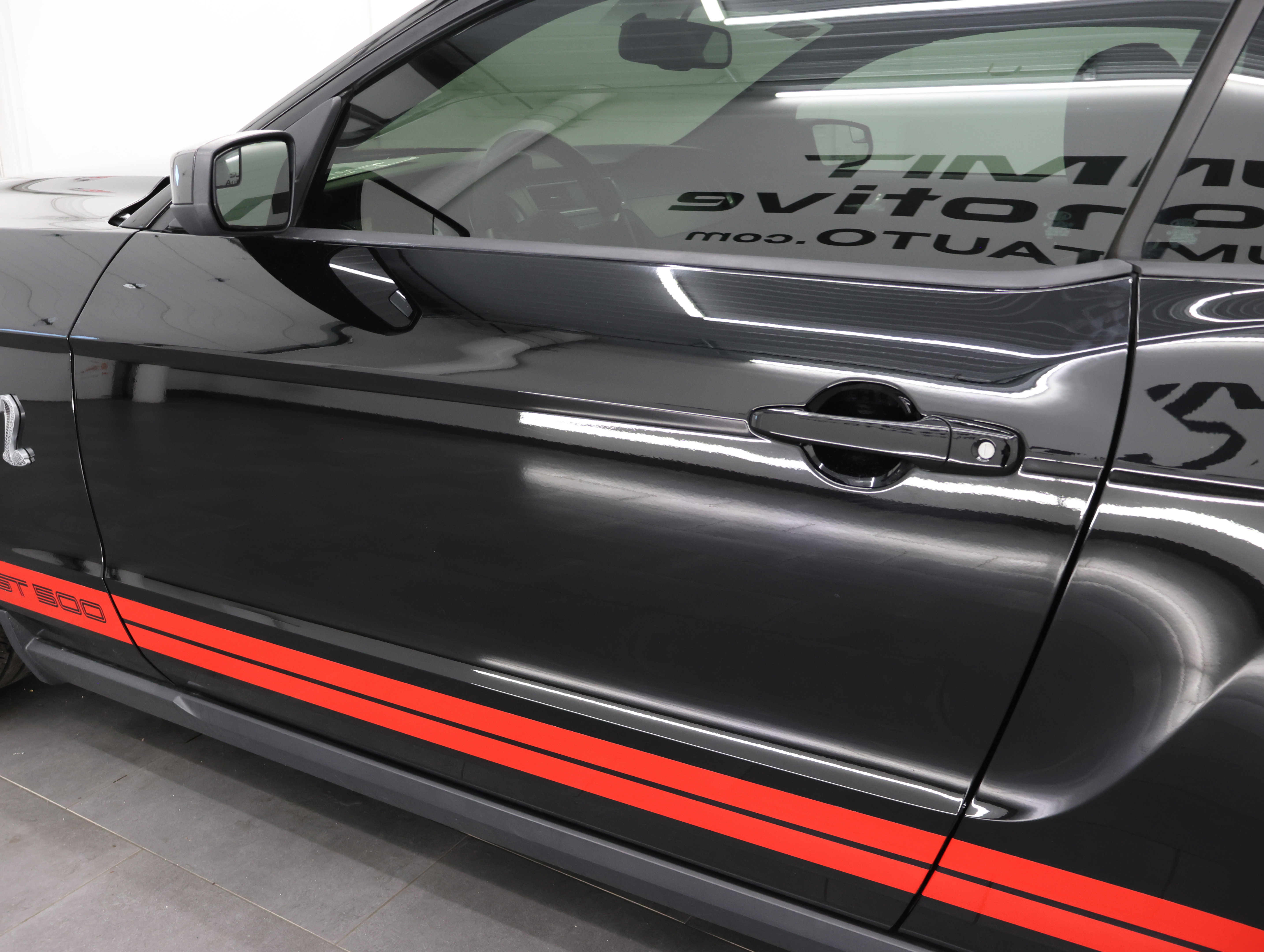 Used 2011 Ford Mustang Shelby GT500 w/ SVT Performance Pkg RWD image 42