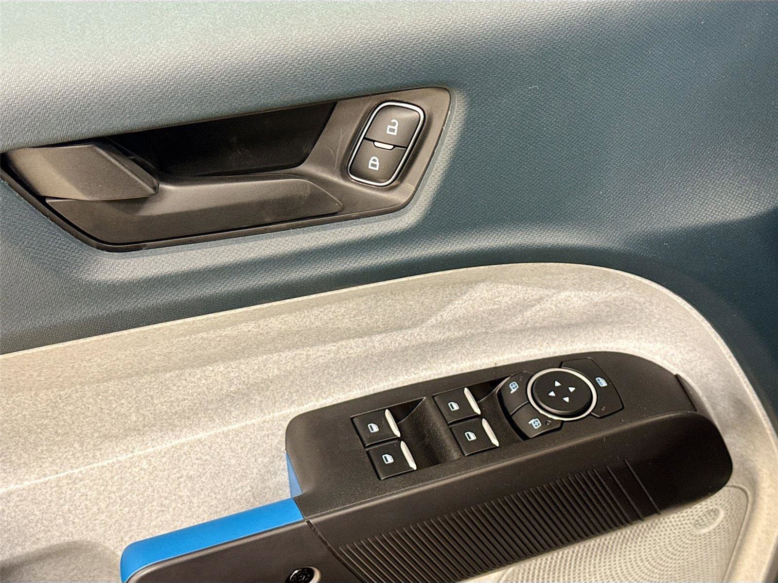 New 2026 Ford Maverick XLT w/ XLT Luxury Package AWD/4WD image 16