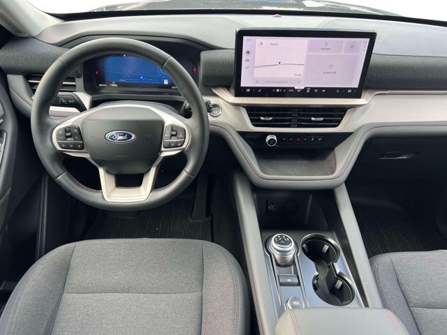 Used 2026 Ford Explorer Active AWD/4WD image 17
