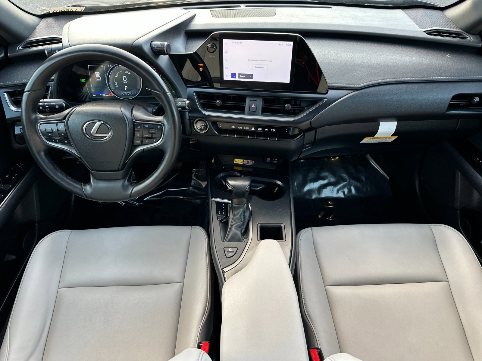 Used 2023 Lexus UX 250h FWD w/ Accessory Package (Z2) image 14