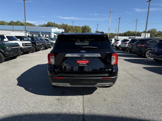 Certified 2021 Ford Explorer XLT w/ Equipment Group 202A image 6