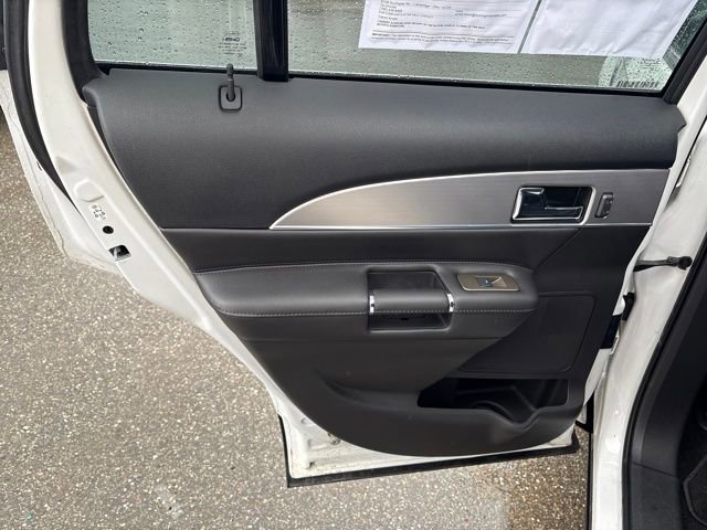 Used 2014 Lincoln MKX AWD w/ Equipment Group 101A image 22