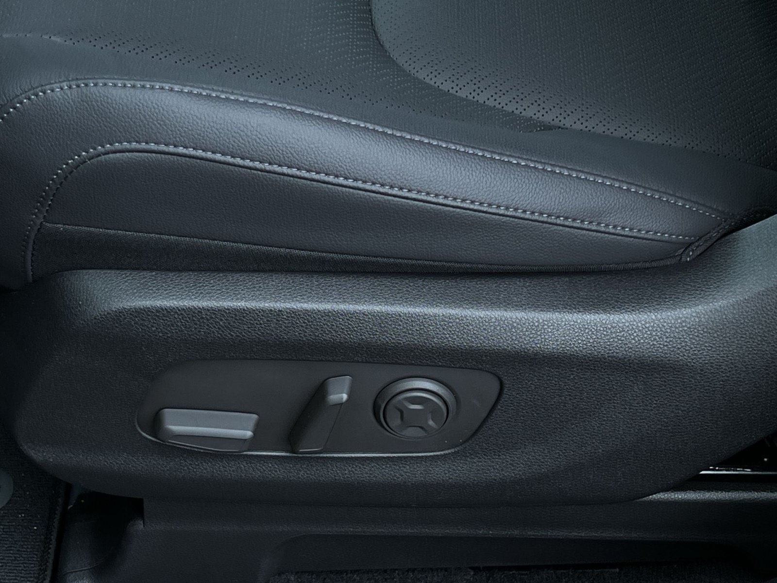 New 2026 Kia Carnival SX Prestige FWD image 19