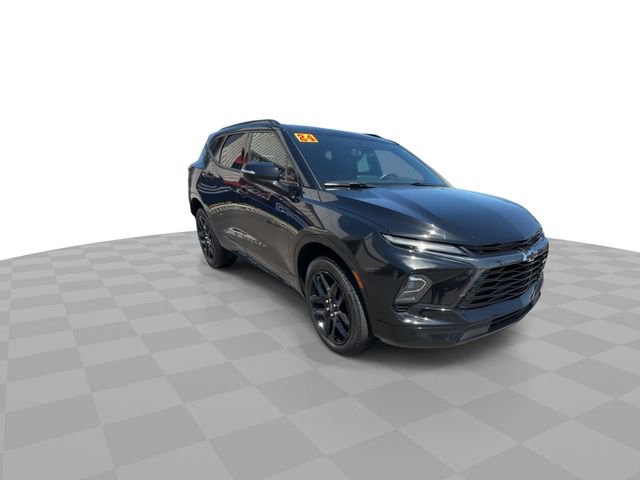 Certified 2024 Chevrolet Blazer RS AWD/4WD image 2