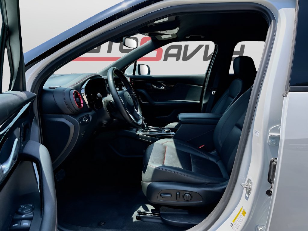 Used 2023 Chevrolet Blazer RS w/ Enhanced Convenience Package FWD image 22