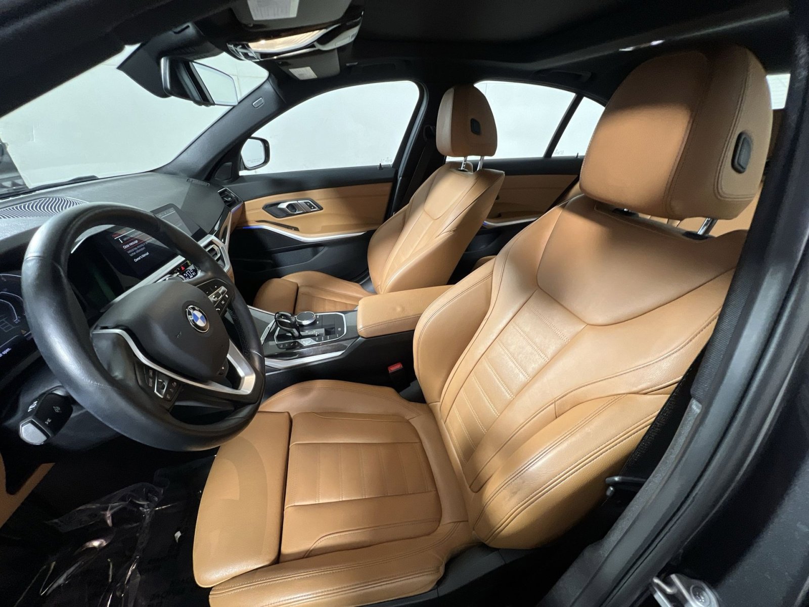 Used 2020 BMW 330i xDrive 330i xDrive w/ Premium Package image 13