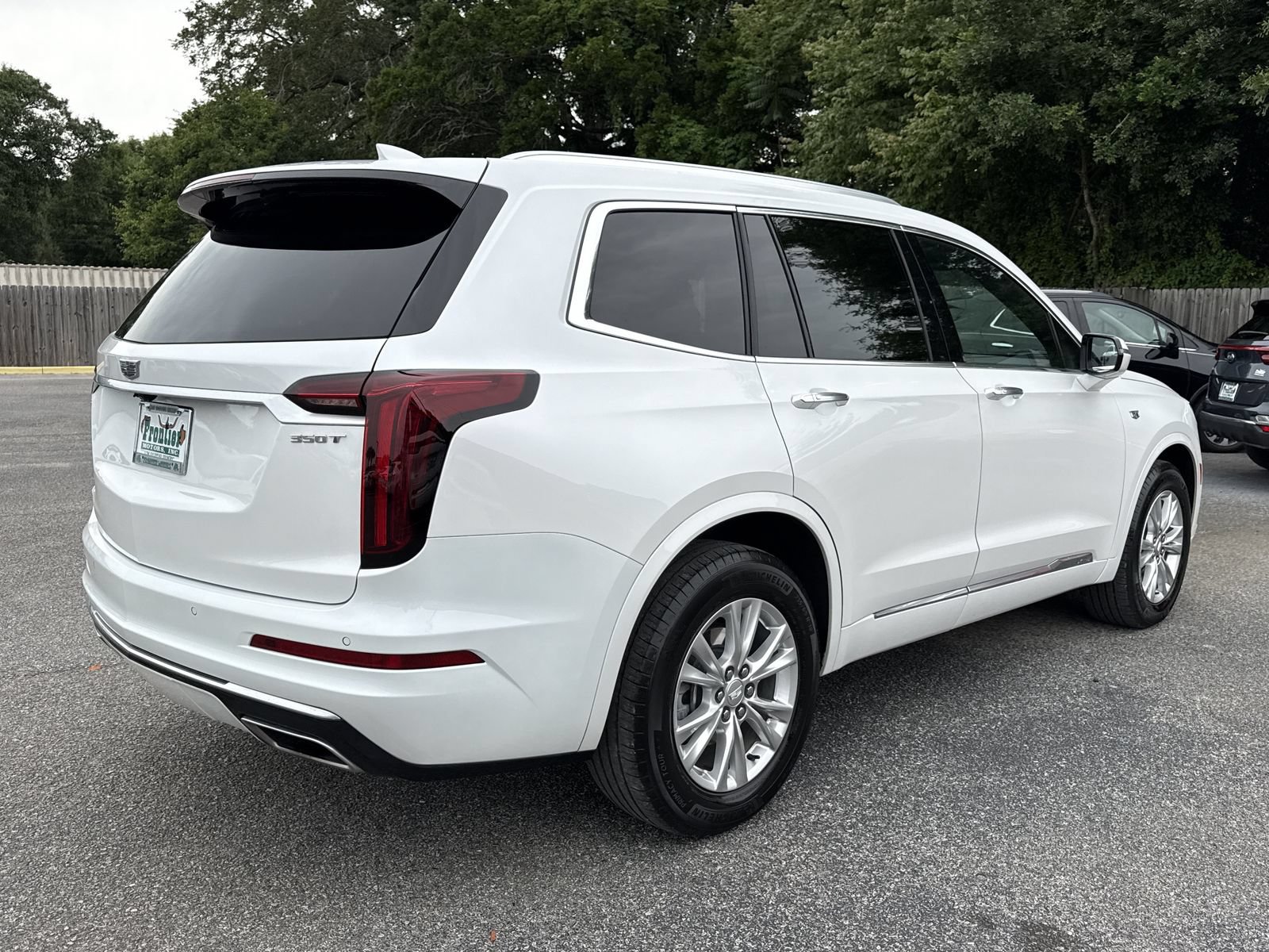 Used 2024 Cadillac XT6 Luxury FWD image 5