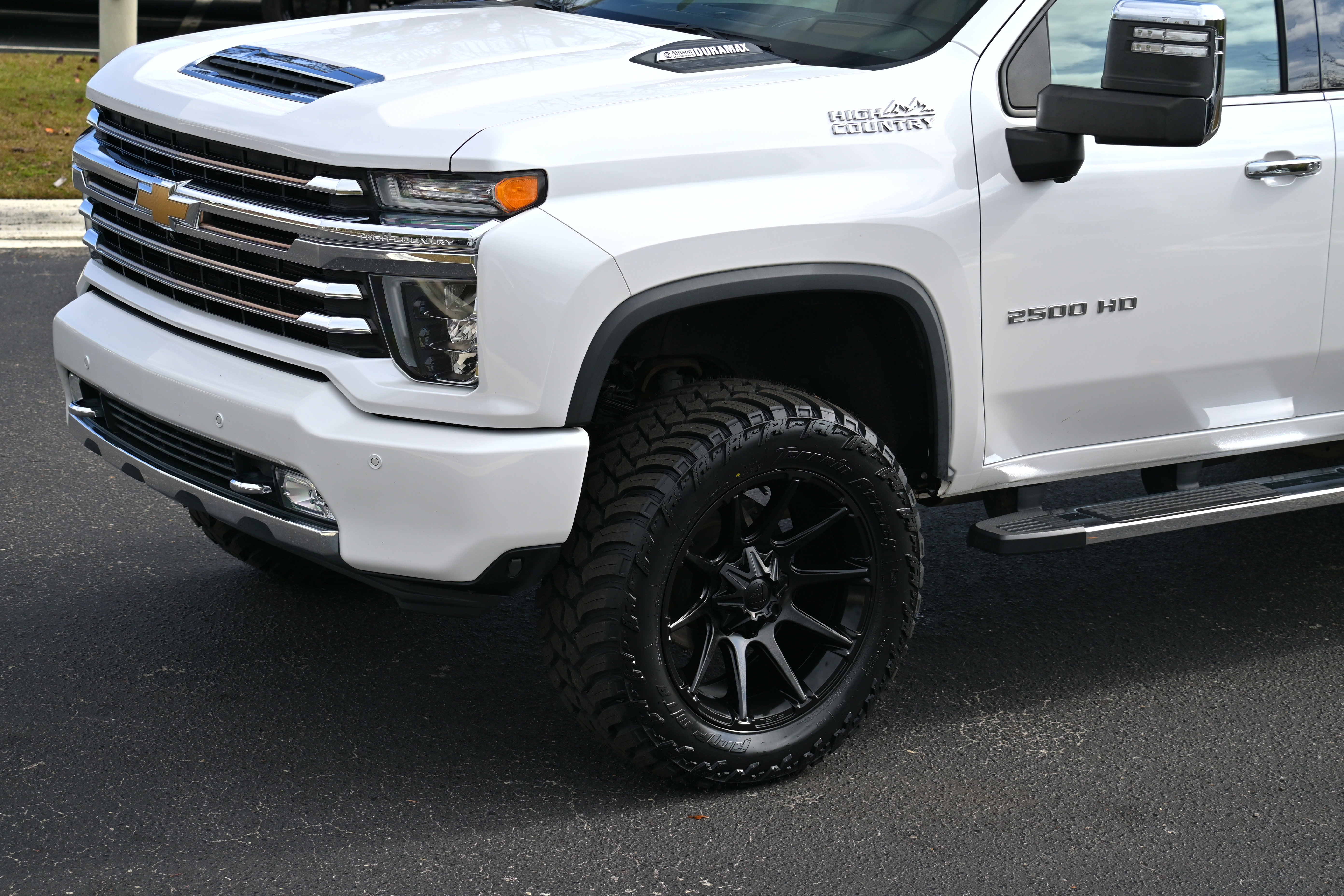 Used 2020 Chevrolet Silverado 2500 High Country image 30