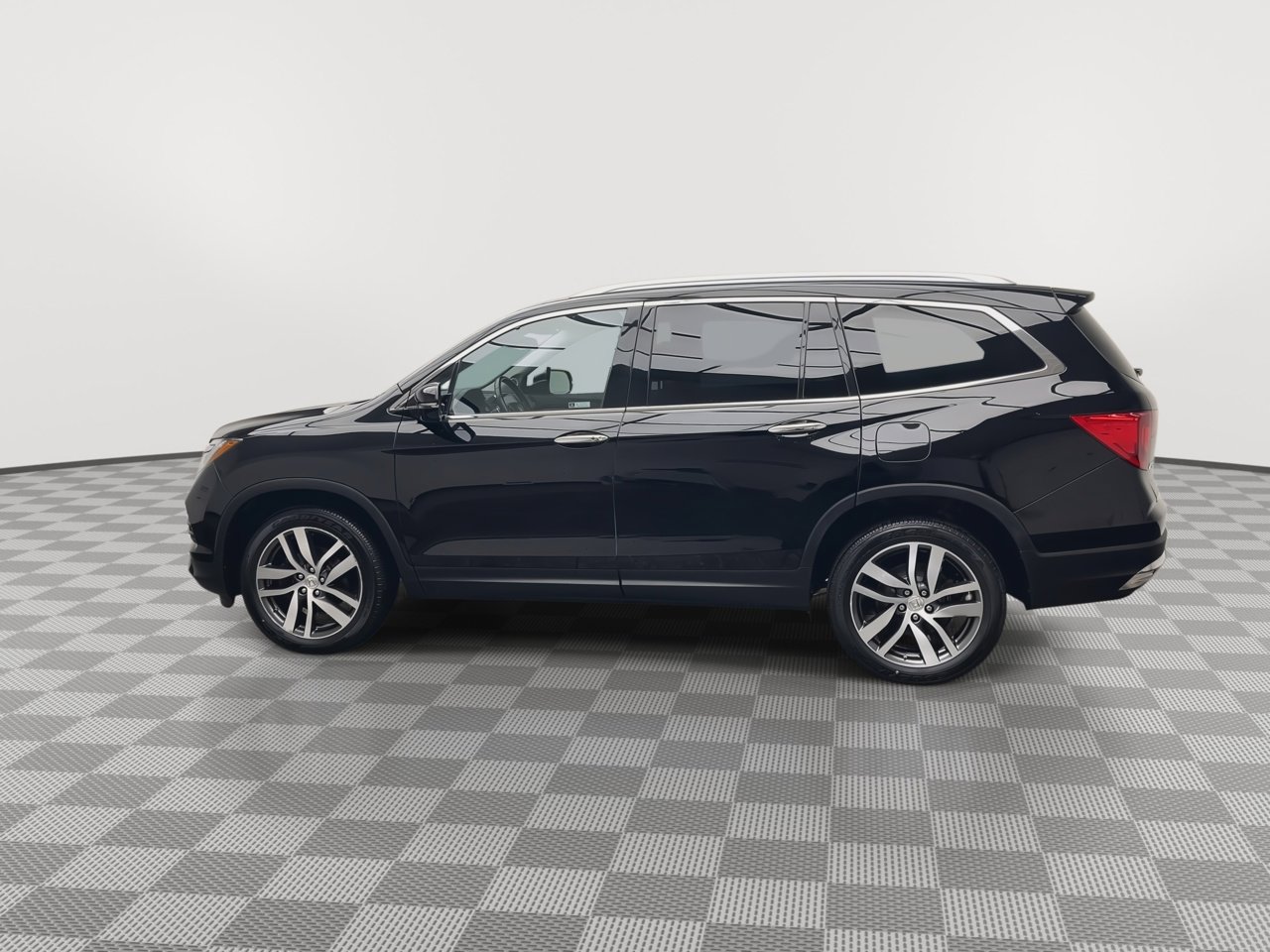 Used 2018 Honda Pilot Elite image 39