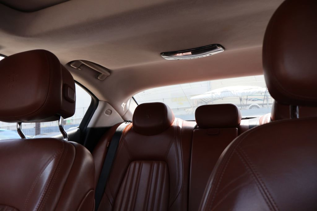 Used 2015 Maserati Ghibli RWD image 17