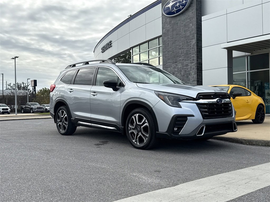 Certified 2024 Subaru Ascent Touring w/ Popular Package #2 image 10