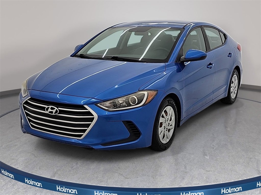 Used 2017 Hyundai Elantra SE image 1